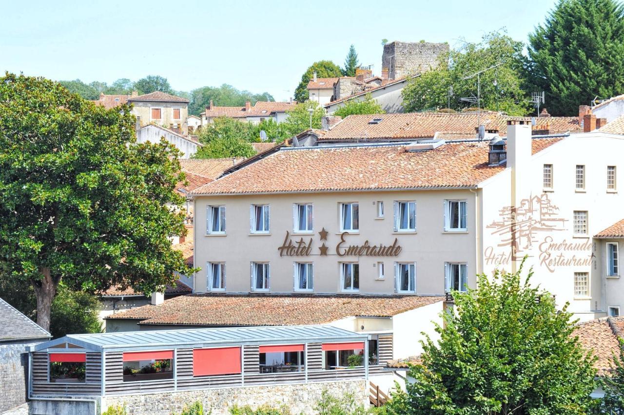 Logis Hôtel Emeraude Confolens Exterior foto